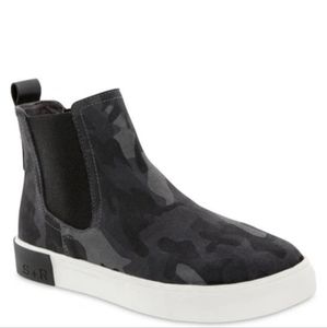 Strauss + Ramm Chelsea Sneaker In Night Camo Suede 9.5